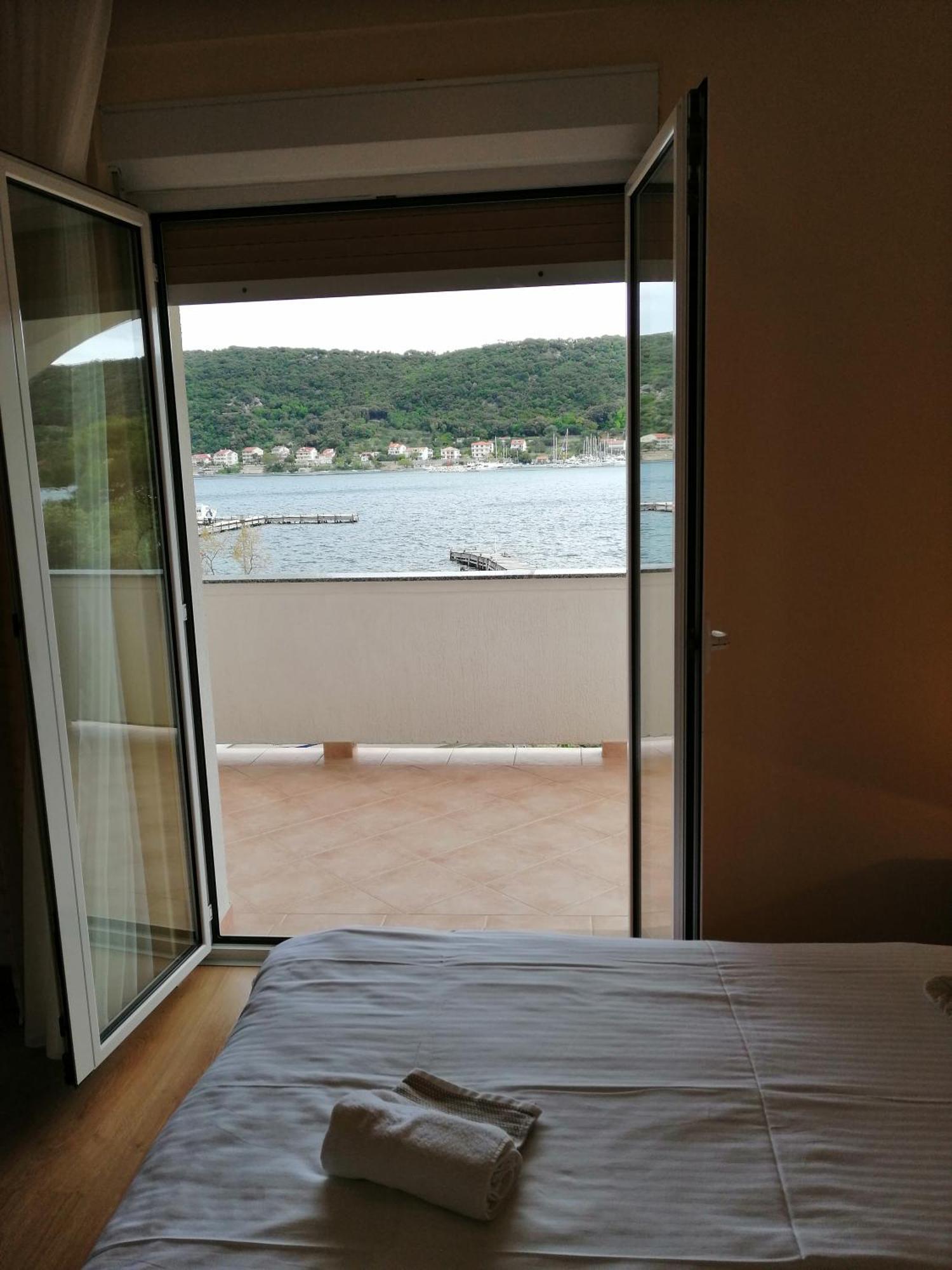 Apartment Tomulić Jasna i Miljenko Supetarska Draga Zewnętrze zdjęcie