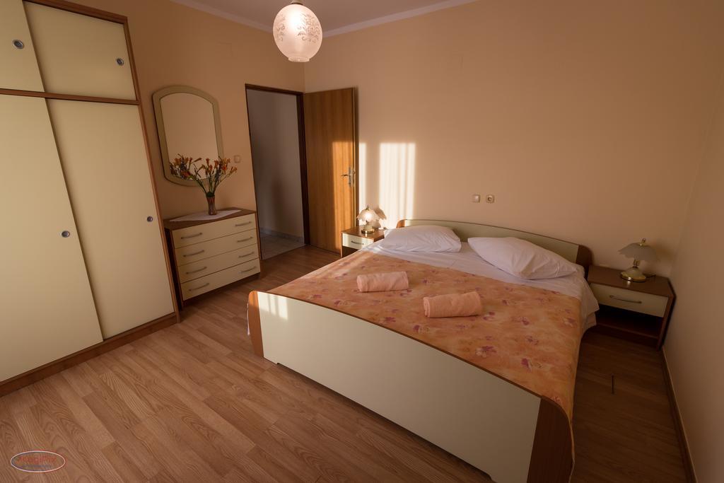 Apartment Tomulić Jasna i Miljenko Supetarska Draga Zewnętrze zdjęcie